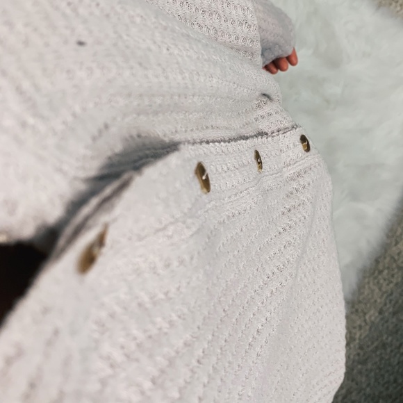 ๐ Vanessa - Lilac Oversized Thermal Top - Picture 5 of 7